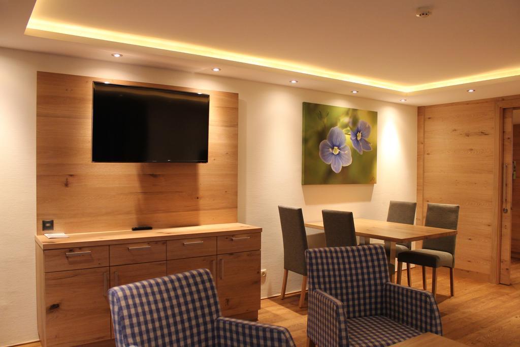 Hotel Garni Laerchenhof Lech am Arlberg Habitación foto
