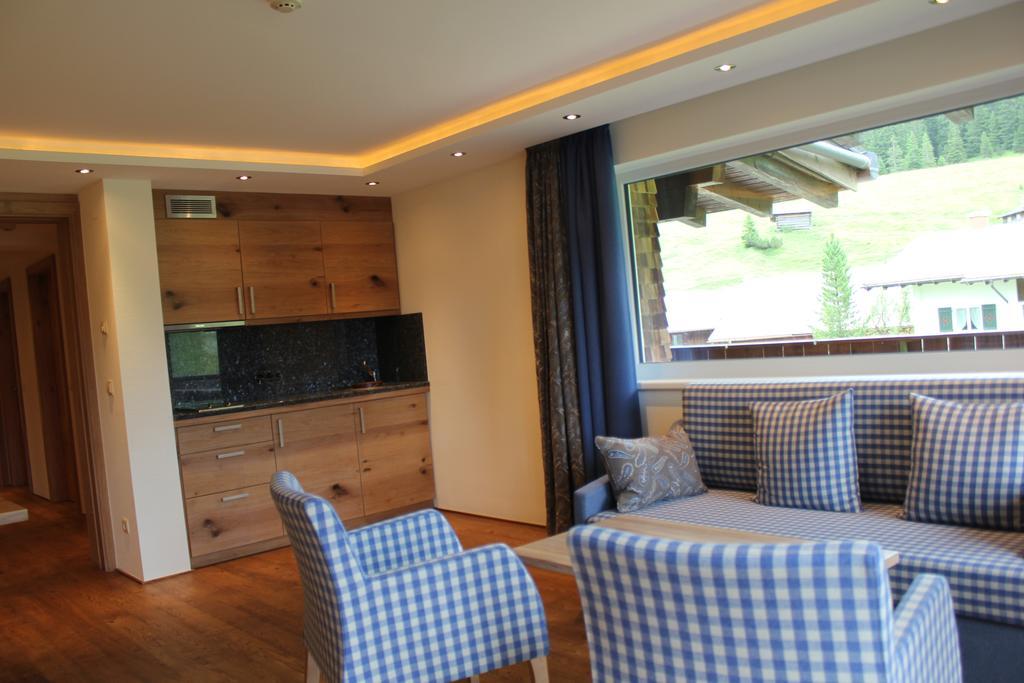 Hotel Garni Laerchenhof Lech am Arlberg Habitación foto